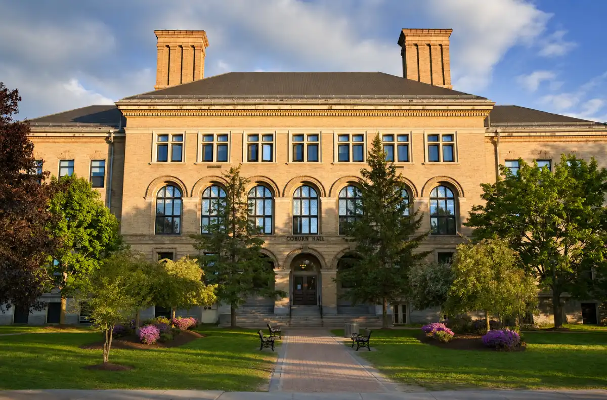University of Massachusetts Lowell admission guide for international students